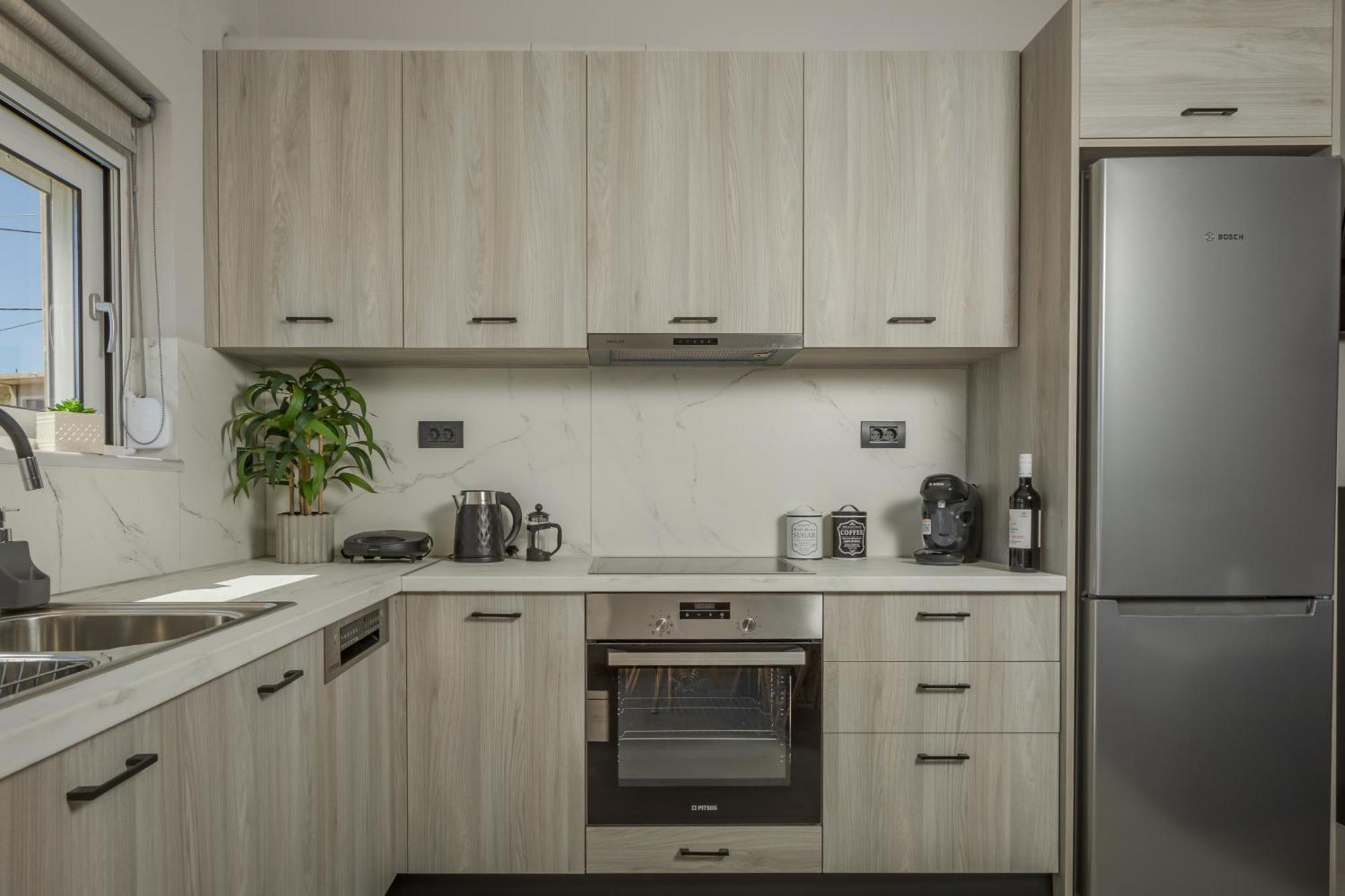 Petra'S Charming Home, 500M To Beach Chania  Bagian luar foto